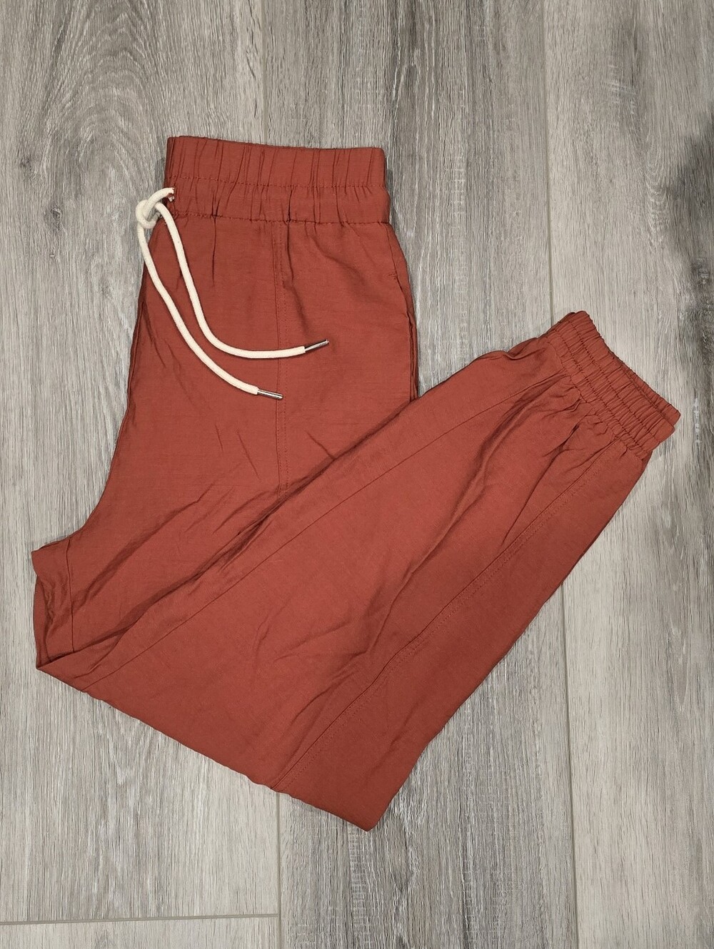 Zara Women's Elastic Waist Pants in Rust - Casual Drawstring Pants